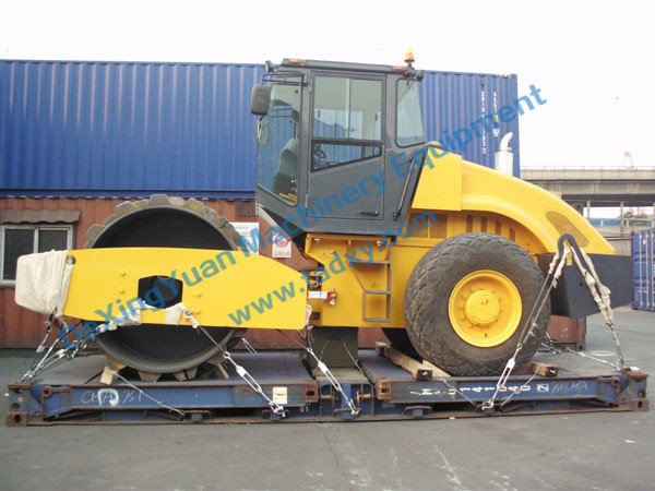 c鿴ԔϢ}Road roller xΔ1183